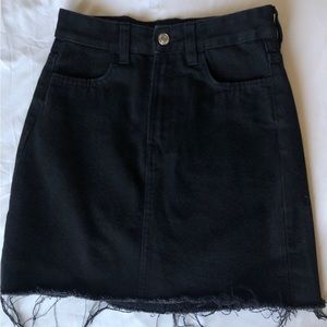 H&M Women’s Denim Black Skirt Size 2